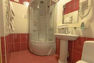 Гостиница Троя Кострома Стандарт двухместный полутороспальная кровать-6