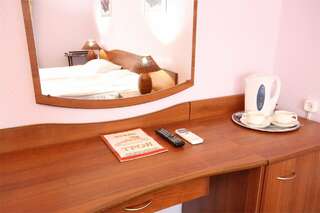 Гостиница Троя Кострома Полулюкс двухместный-13